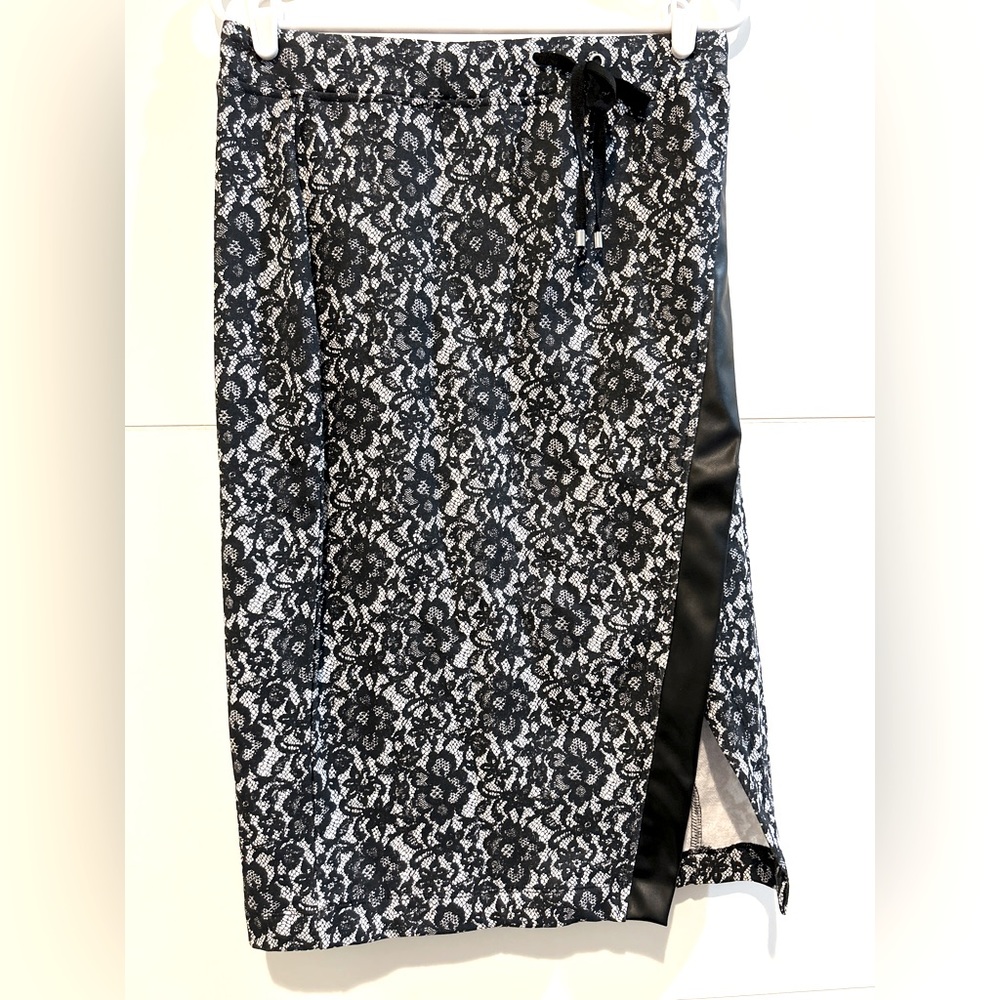 DKNY Black and White Lace Pencil Skirt